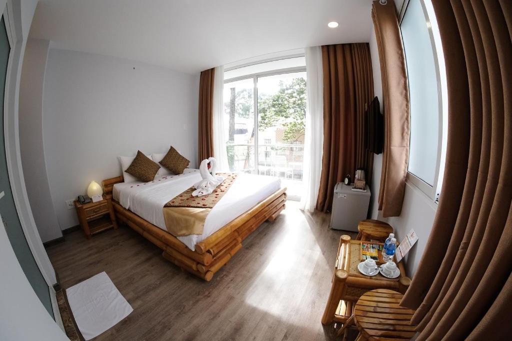 The Umi Hotel Хошимин Экстерьер фото