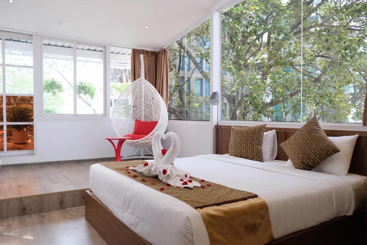 The Umi Hotel Хошимин Экстерьер фото
