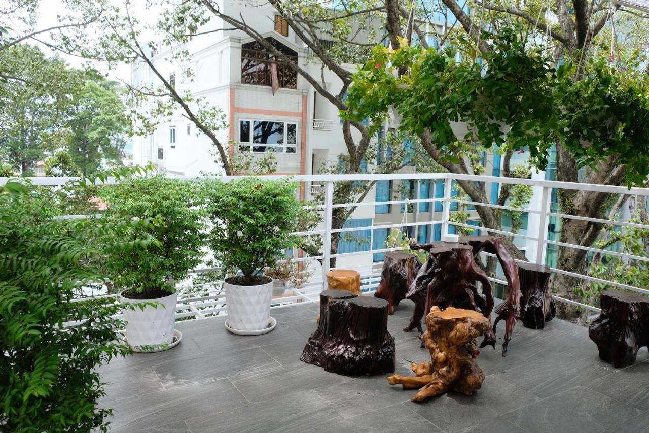 The Umi Hotel Хошимин Экстерьер фото
