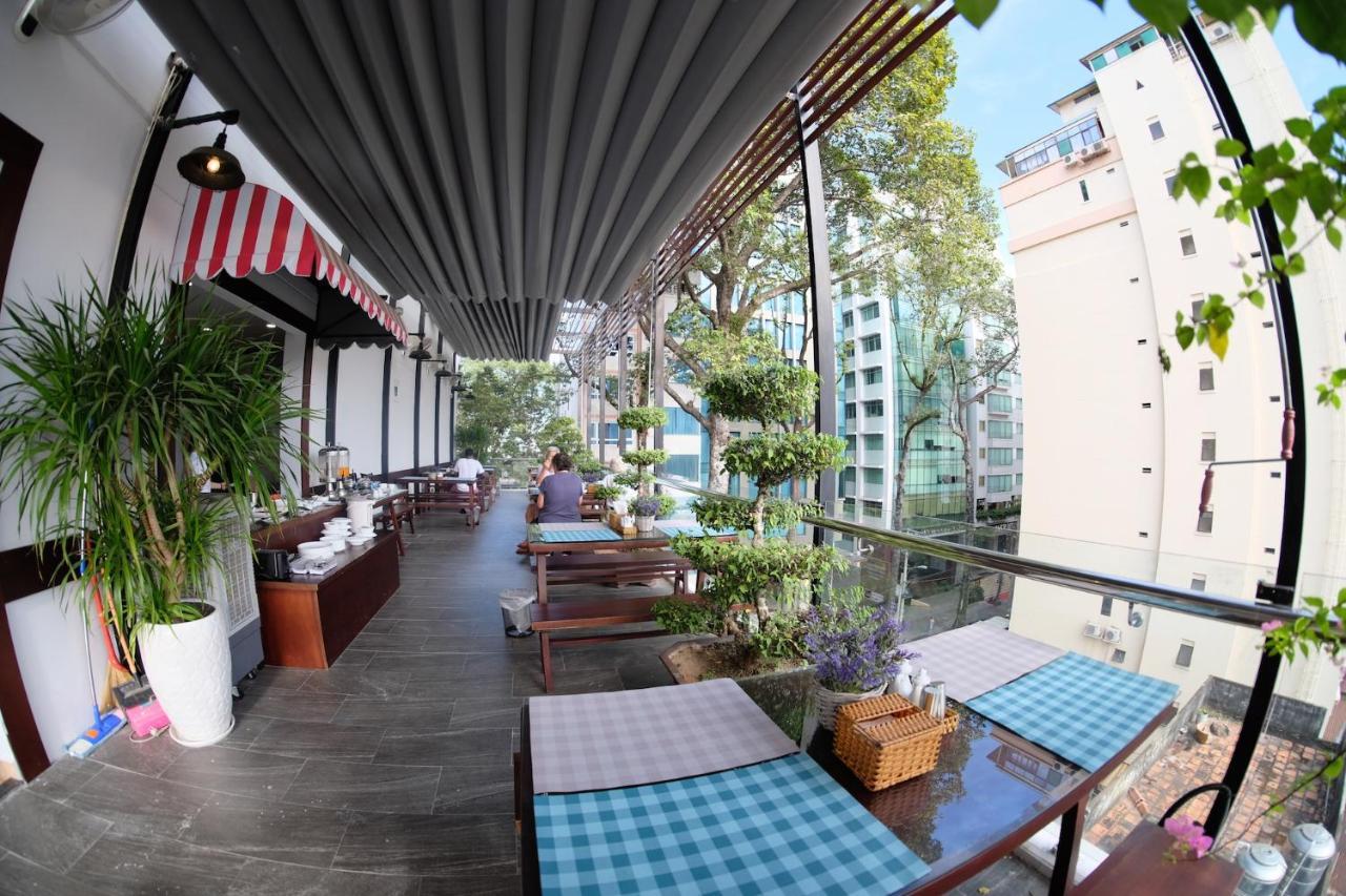 The Umi Hotel Хошимин Экстерьер фото